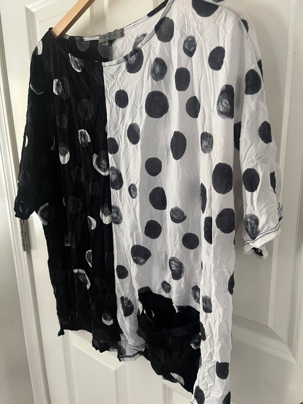 Chalet et Ceci Polka Dot Oversized art teacher crinkle Blouse Sz medium - Picture 2 of 5